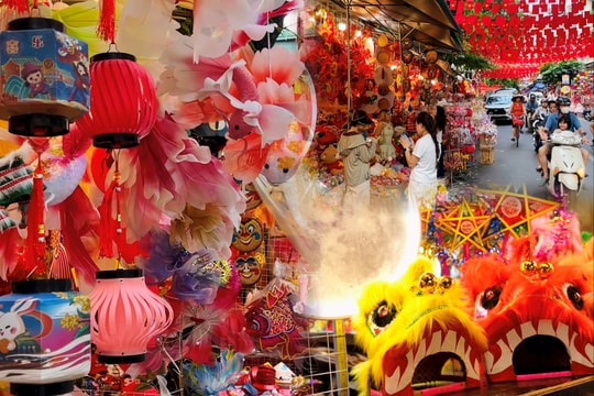 Phố Hàng Mã 'thay áo mới' đón Tết Trung thu