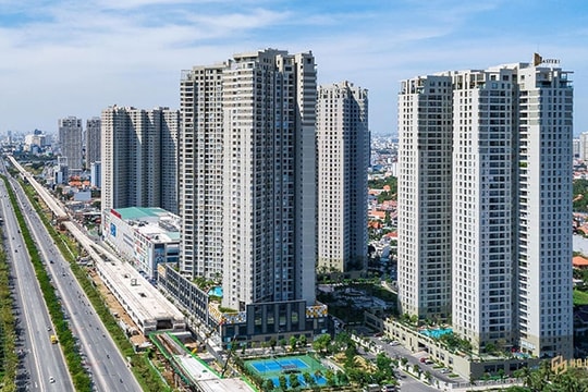 Căn hộ cao cấp TP HCM và đất nền tỉnh lẻ: Hai 'điểm nóng' bất động sản năm 2025