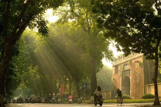 Dự báo thời tiết ngày 12/9: Hà Nội ngày nắng gián đoạn, có lúc có mưa