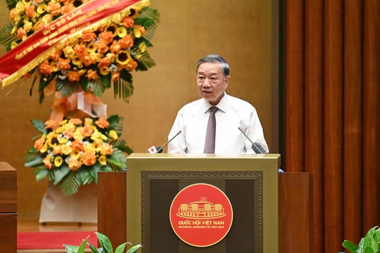 Chương trình “Bình dân học vụ số - Quốc hội số” cần được nhân rộng