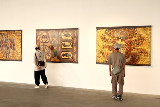 Triển lãm ‘Hồi Cố Vọng Lai’: Lời tri ân 100 năm Trường Đại học Mỹ thuật Việt Nam