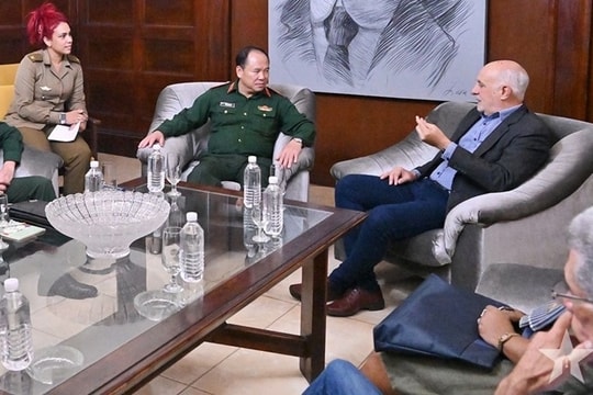 Đoàn công tác Báo Quân đội nhân dân làm việc với Hội Nhà báo Cuba tại La Habana