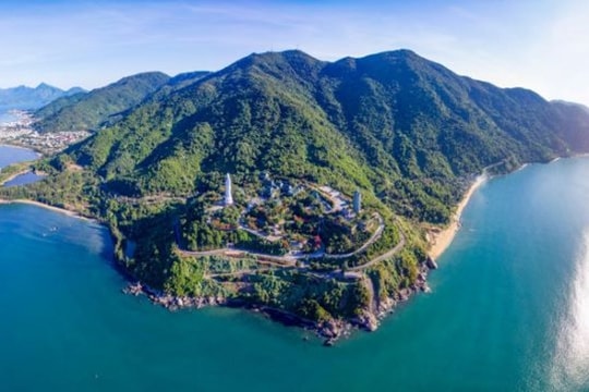 Đà Nẵng mở lại các tuyến tham quan tại bán đảo Sơn Trà