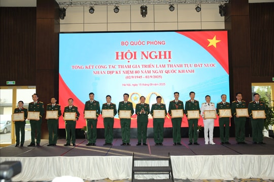 Triển lãm Thành tựu đất nước: Bộ Quốc phòng ghi dấu ấn sáng tạo, hiện đại, truyền cảm hứng