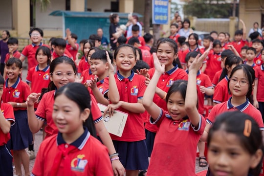 Ứng viên hào hứng vì kỳ thi giáo viên Hà Tĩnh 'sòng phẳng' hơn nhờ thi viết