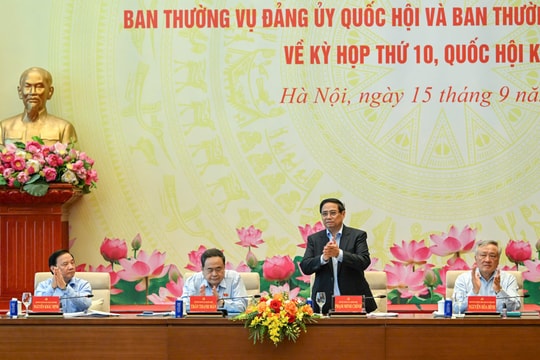 Xin ý kiến Quốc hội tiến hành Kỳ họp thứ 10 liên tục, tranh thủ làm đêm trên tinh thần 'thần tốc hành quân'