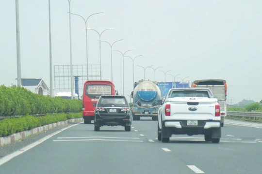 Cấm xe khách đi vào làn 1 trên cao tốc Hà Nội - Hải Phòng và cao tốc Pháp Vân - Cầu Giẽ