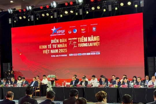 Phiên họp cấp cao VPSF 2025: Doanh nhân Việt đồng kiến tạo chính sách, hành động vì tương lai đất nước