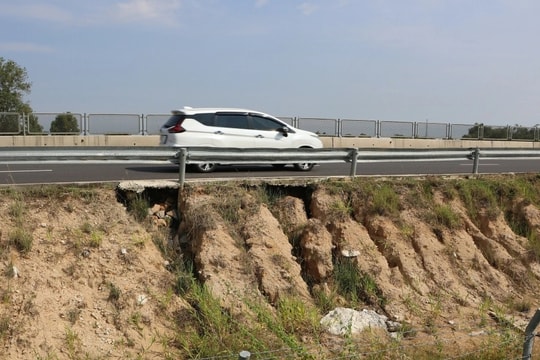 Thủ tướng chỉ đạo kiểm tra, xử lý tình trạng xói lở trên tuyến cao tốc Vĩnh Hảo - Phan Thiết