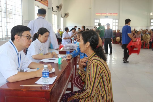 Khám bệnh miễn phí, lập sổ sức khỏe điện tử cho toàn dân từ năm 2026