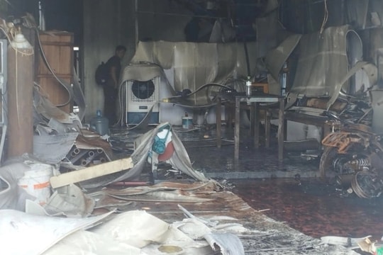 Phó Thủ tướng Thường trực yêu cầu khẩn trương điều tra nguyên nhân vụ cháy tại Thường Tín, Hà Nội