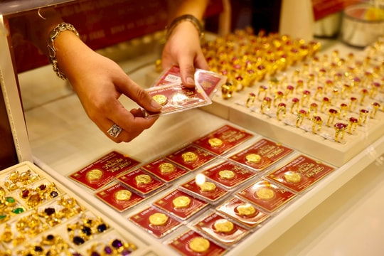 Chính phủ đề xuất đánh thuế thu nhập từ mua bán vàng để hạn chế đầu cơ
