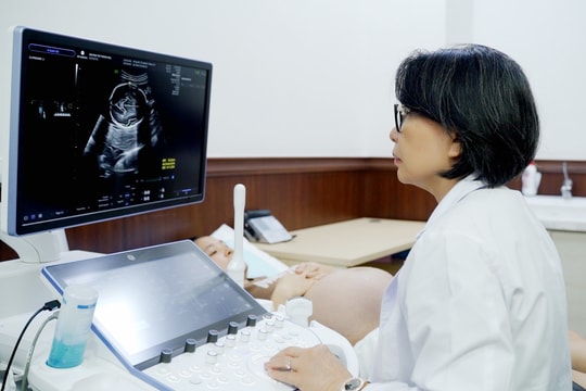 Bệnh viện Vinmec Times City cứu sống cặp song thai mắc hội chứng truyền máu hiếm gặp