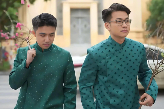 Sở Văn hóa TP HCM yêu cầu thẩm định an ninh chương trình 'fan meeting' của cặp đôi đồng giới nổi tiếng, giá vé lên tới 2,8 triệu đồng