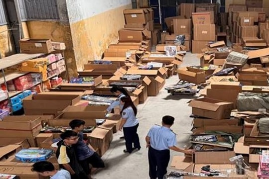 Ninh Bình: Phát hiện hơn 3.000 sản phẩm đồ chơi trẻ em không rõ nguồn gốc, xuất xứ
