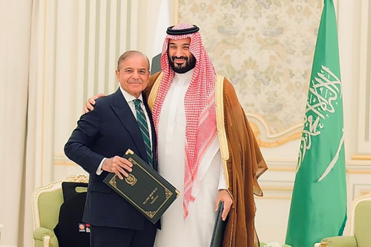 Ả Rập Xê Út ký hiệp ước phòng thủ chung với Pakistan sau vụ Israel tấn công Qatar