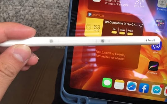 Điểm tiếp xúc iPad Pro (M4) và Apple Pencil Pro có màu lạ: Bộ Công Thương cảnh báo!