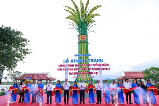 Khánh thành Khu tưởng niệm thanh niên xung phong hy sinh tại bến phà Long Đại