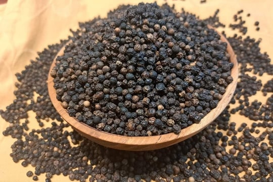 Dự báo giá tiêu ngày mai 20/9: Chuẩn bị đón "cơn bão" mới