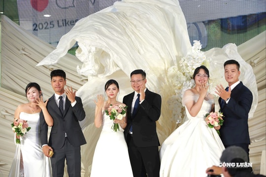 Dấu ấn đáng nhớ của các đôi uyên ương tại lễ cưới tập thể với chủ đề ‘Bên nhau, mình là Nhà’