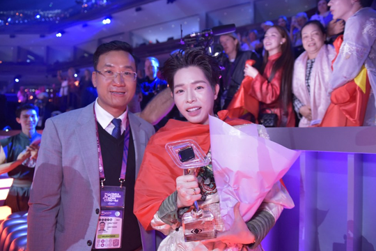 Đức Phúc – Từ học trò của Mỹ Tâm đến thành công trên trường quốc tế