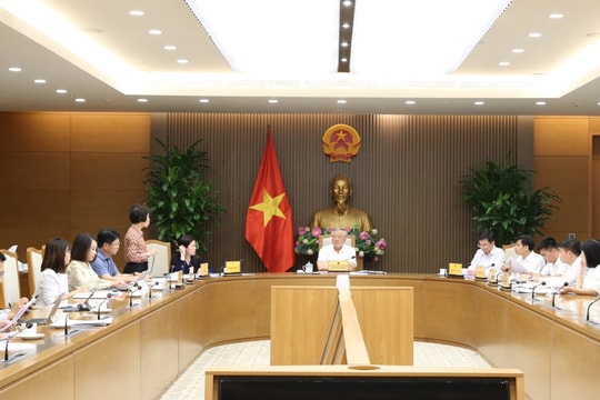 Quyết tâm ban hành các Nghị định hướng dẫn Trung tâm tài chính quốc tế trong nửa đầu tháng 10/2025