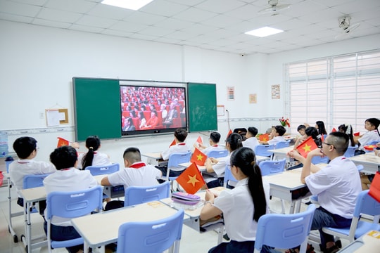 Hà Nội chi hơn 525 tỷ đồng hỗ trợ học sinh trường tư thục