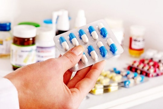 Phân cấp, phân quyền giải quyết thủ tục hành chính trong lĩnh vực dược