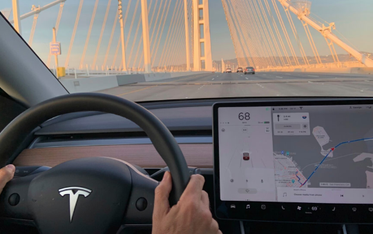 Những tính năng hỗ trợ lái xe bạn nên tìm khi mua xe cũ