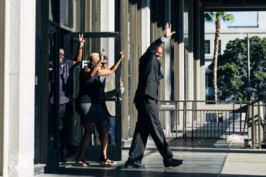 Được bồi thường vì ngồi tù oan 38 năm ở California, bằng chứng bị dàn dựng và hung thủ là ai?