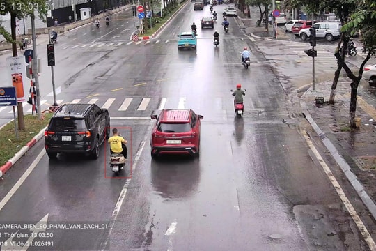 Camera A.I “bắt lỗi” hơn 500 người đi xe máy chỉ trong một ngày