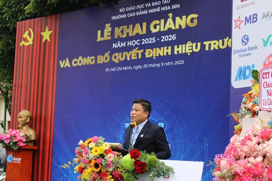 Trường Cao đẳng nghề Hoa Sen tổ chức Lễ Khai giảng năm học 2025 – 2026 với chủ đề “Làm chủ Công nghệ – Kiến tạo Tương lai”