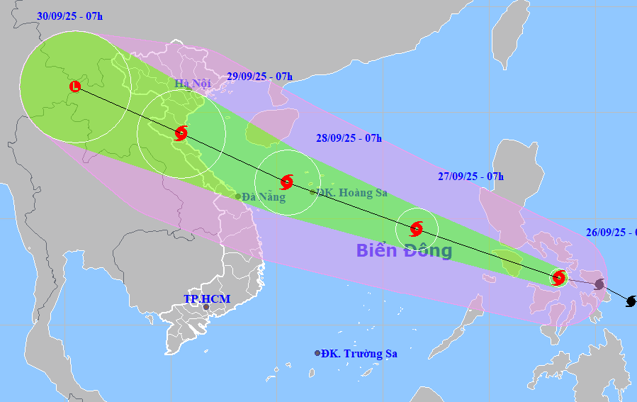 Bão Bualoi di chuyển rất nhanh vào Biển Đông, hướng về Bắc Trung Bộ