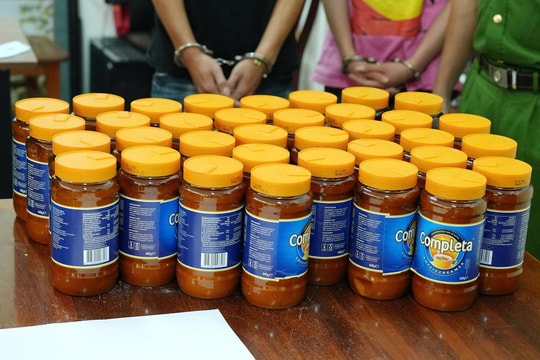 Triệt xóa đường dây mua bán ma túy ngụy trang trong các kiện hàng sữa, bánh kẹo gửi từ nước ngoài về