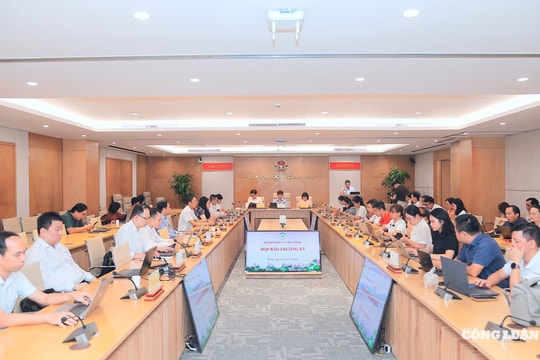 'Thể chế AI' trở thành tâm điểm tại Tuần lễ Số quốc tế Việt Nam 2025