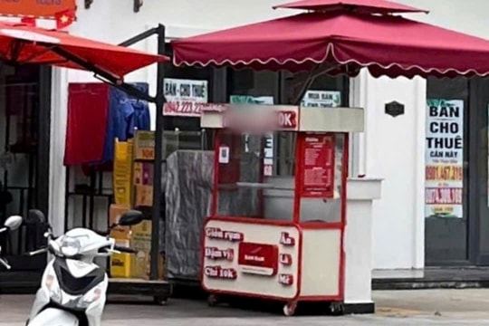 Nhiều cư dân chung cư nghi ngộ độc sau khi ăn bánh mì