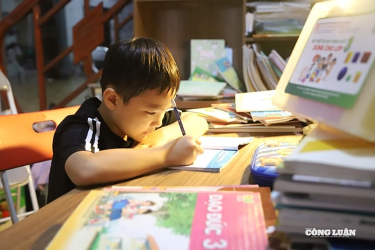 Chấm dứt ‘một chương trình, nhiều bộ sách’, Bộ trưởng Bộ GD&ĐT sẽ toàn quyền quyết định