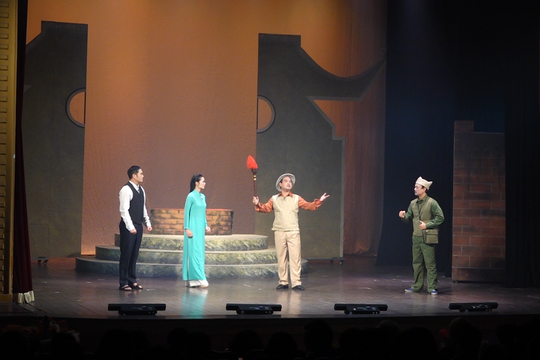 'Dấu thiêng Hà Nội – Cho những gì còn mãi': Hơi thở mới cho nghệ thuật tuồng