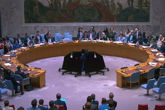 Hội đồng Bảo an bác nghị quyết của Nga và Trung Quốc về việc hoãn lệnh trừng phạt Iran