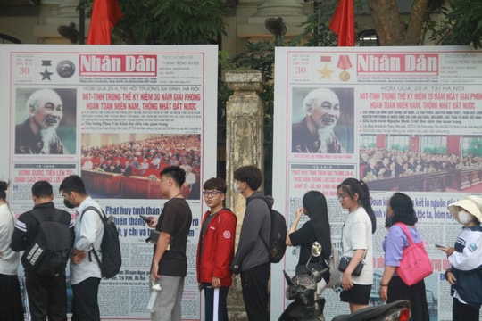 Báo chí khơi dậy lòng yêu nước với cách truyền thông 'chạm' vào cảm xúc công chúng