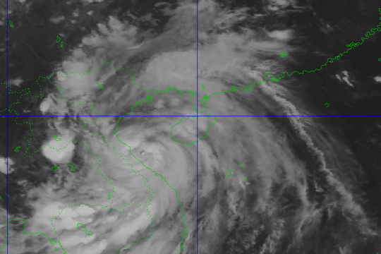 Bão số 10 tiến vào Nghệ An - Hà Tĩnh, cảnh báo gió giật cực mạnh