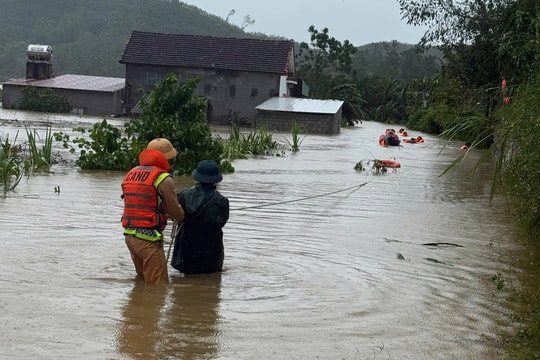 57 người chết và mất tích, 5 tỉnh thiệt hại 11.455 tỷ đồng sau bão số 10