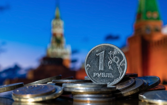 Kinh tế Nga lao đao khi xuất khẩu chủ lực giảm mạnh, sản xuất dầu gặp khó khăn