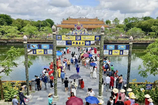 Du lịch Việt Nam đặt mục tiêu bứt phá với 140% khách quốc tế