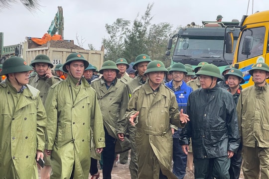 Khắc phục sự cố đê biển Thịnh Long: Tránh đắp gia cố trên nền đất yếu, dễ tái sạt lở khi có bão lớn