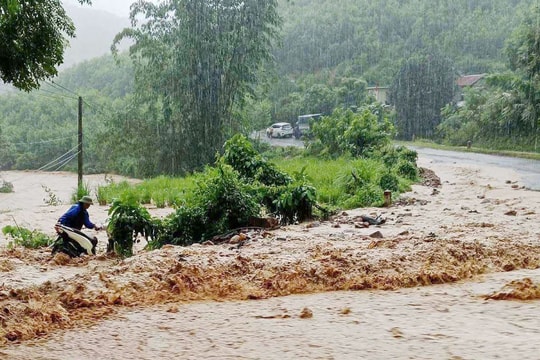 Bắc Ninh: Mưa lũ gây ngập úng tại nhiều xã vùng cao do ảnh hưởng bão số 10