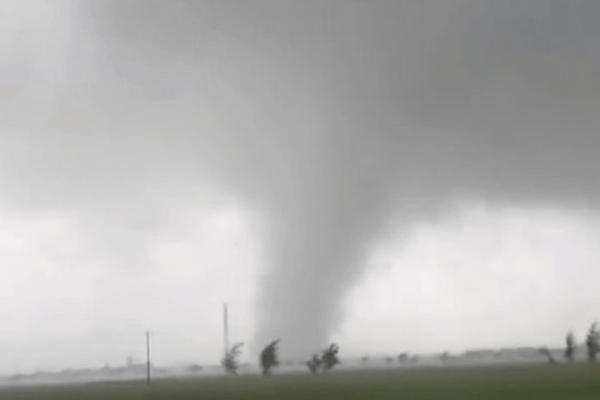 Ninh Bình: Lốc xoáy kinh hoàng khiến 6 người tử vong, gây thiệt hại nặng nề