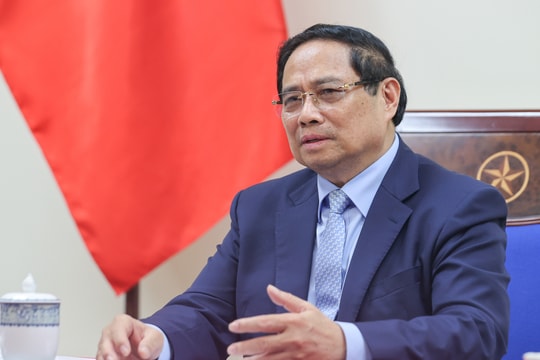 Thủ tướng Phạm Minh Chính điện đàm với Thủ tướng Đức Friedrich Merz