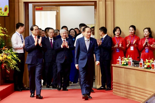 Khai mạc Đại hội Đảng bộ tỉnh Lào Cai lần thứ I: "Định hướng phát triển xanh, hài hòa, bản sắc, hạnh phúc"