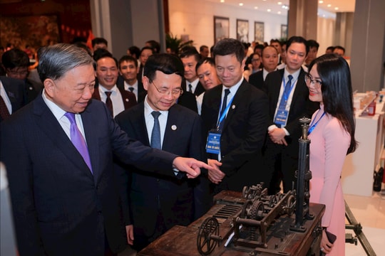 Bộ trưởng Nguyễn Mạnh Hùng: Một người đổi mới thì có một ý tưởng, một triệu người đổi mới thì có cả một tương lai